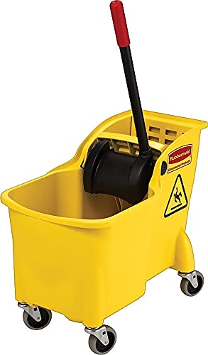 31 QT Tandem Mop Bucket and Wringer Combo on Wheels