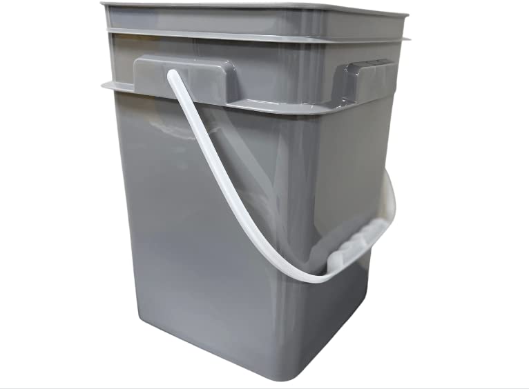 4 Gallon Square Food Grade Bucket Pail with Plastic Handles and Lid (3 Count)