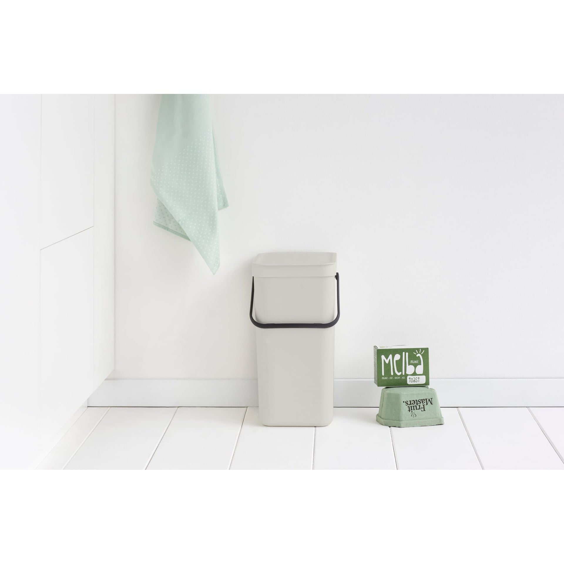 Sort & Go Kitchen Recycling Bin