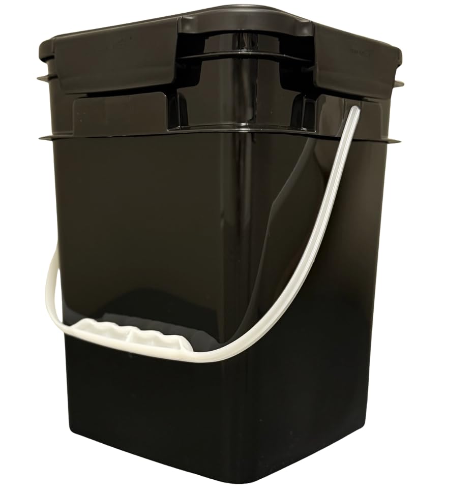 4 Gallon Square Food Grade Bucket Pail with Plastic Handles and Lid