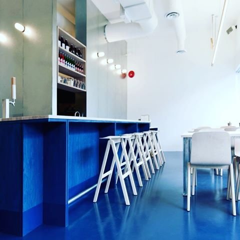 10006 Dark Blue Epoxy Resin Coating Made with Beautiful and Vibrant Pigments