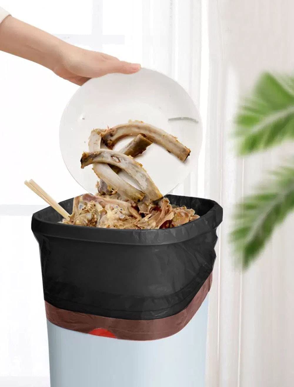 8 Gallon Black Trash Bag