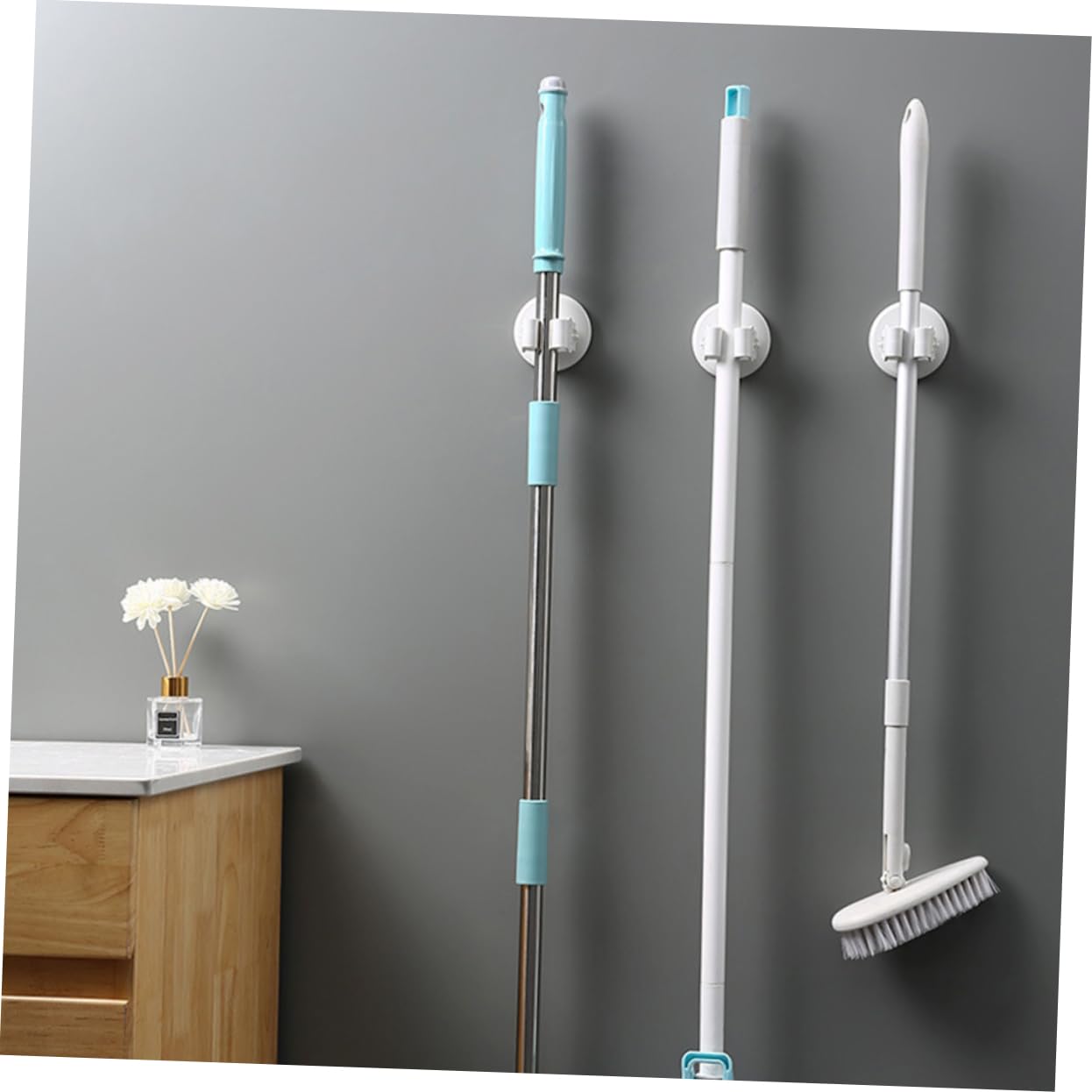 3pcs Wall Mounted Mop Broom Holder White Slip Suction Clips No Drill Storage Rack for Bathroom Kitchen Balcony Organizing Cleaning Tools