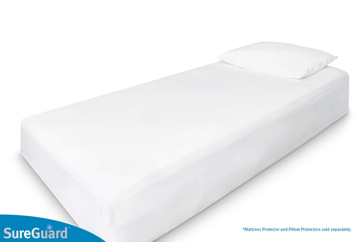 Smooth Waterproof Mattress Protector