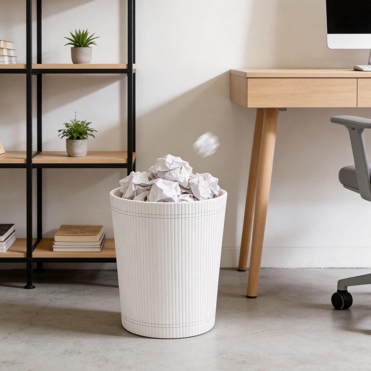 Pu Leather Trash Can