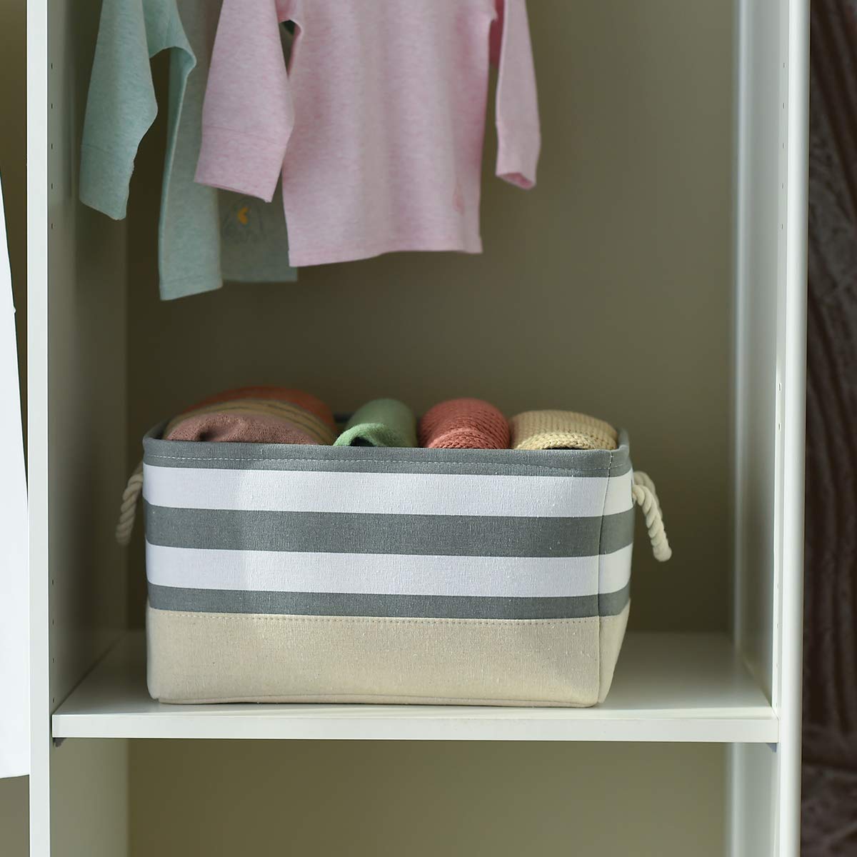 Storage Basket Fabric Basket with Handles Dog Toy Basket Cloth Storage Bin Shelf Basket Decorative Storage Basket Shoe Basket Gift Basket