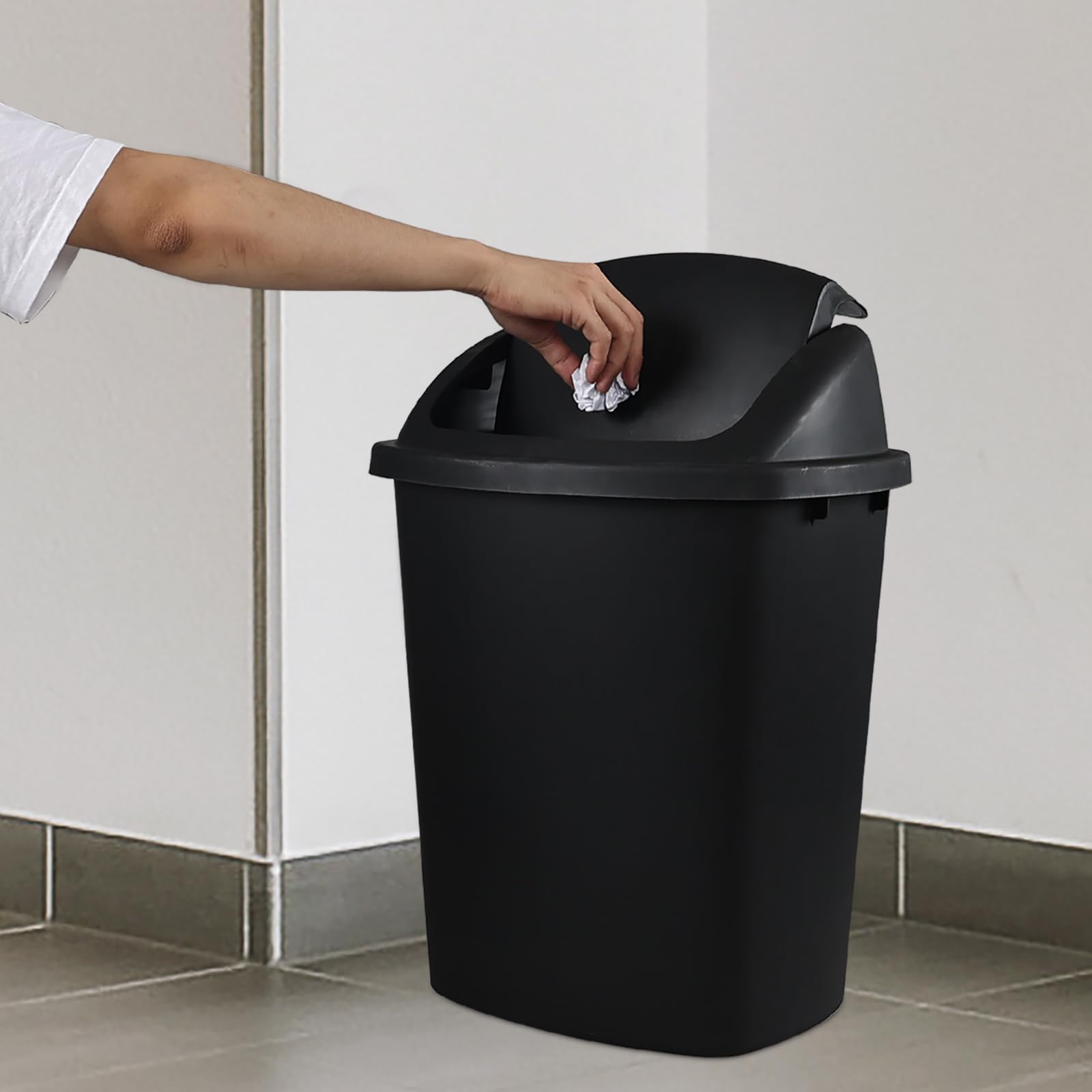 4 Pack 40 Liter Plastic Swing Lid Kitchen Garbage Cans (4 Count)