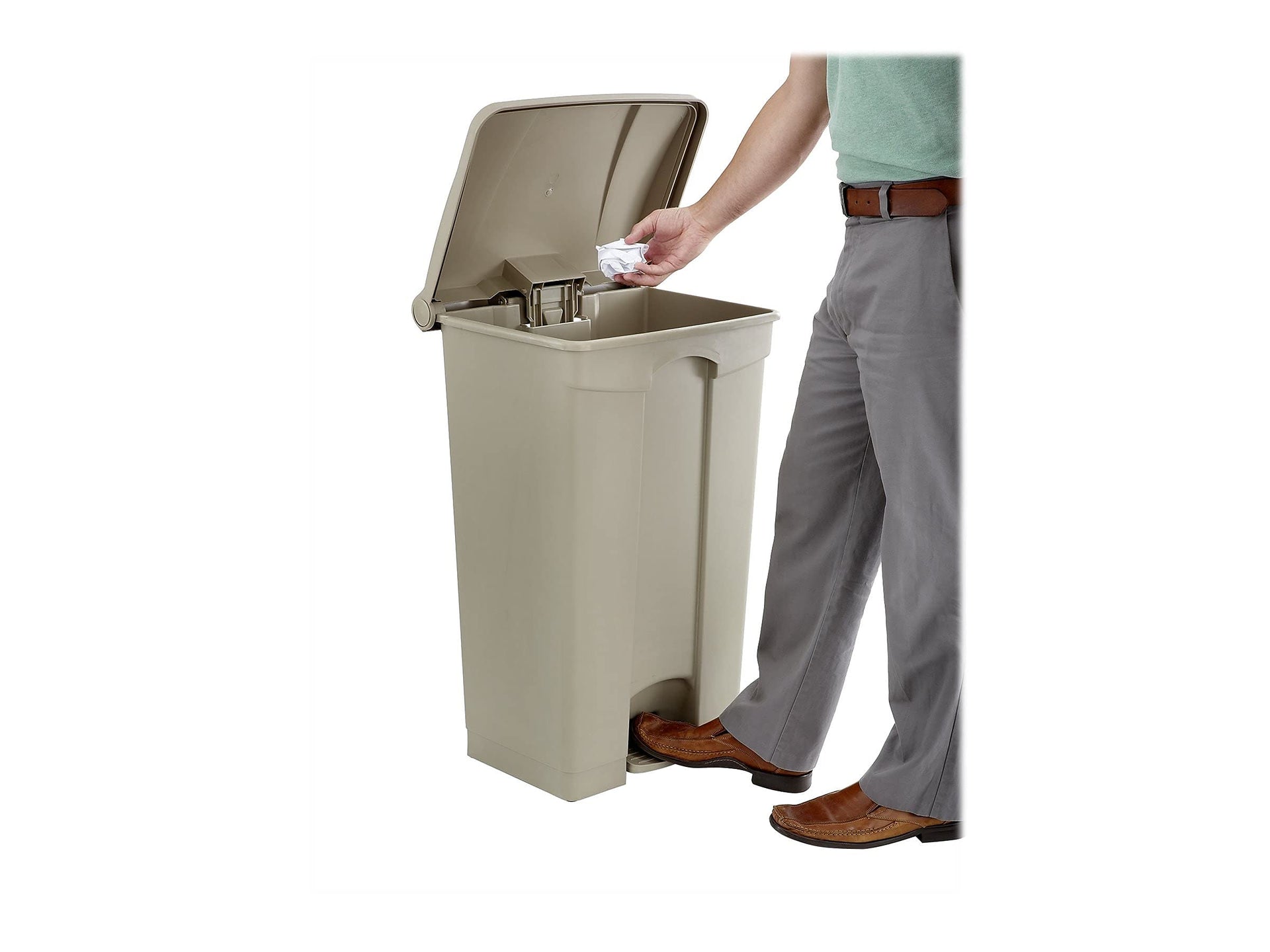 Step On Plastic Trash Can with Foot Pedal
