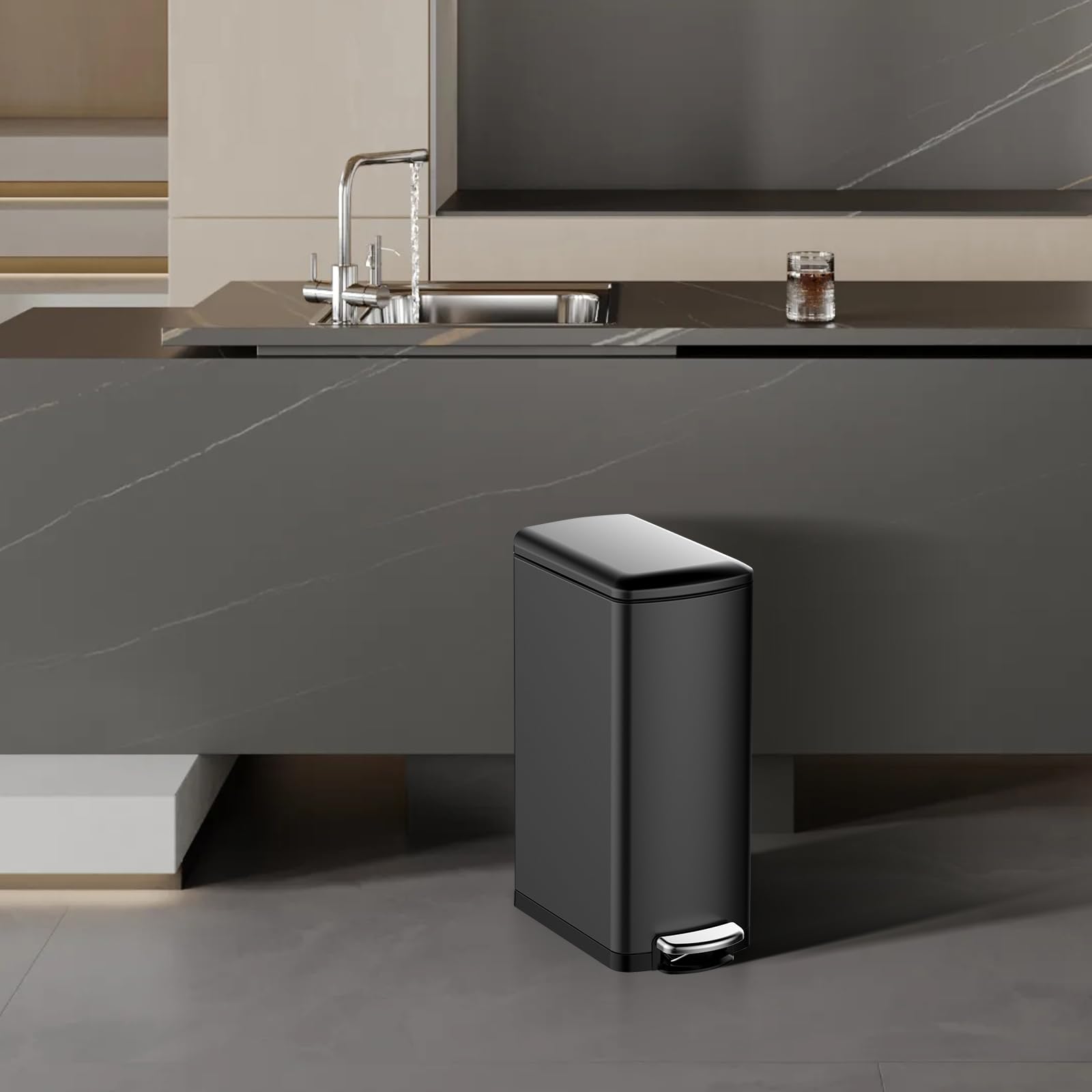 30 L Kitchen Step Trash Can