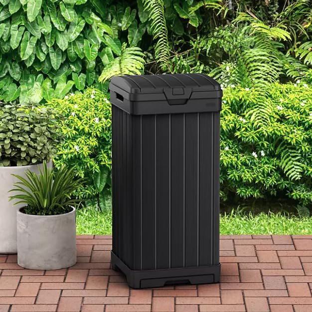 Outdoor Trash Can with Hinged Lid