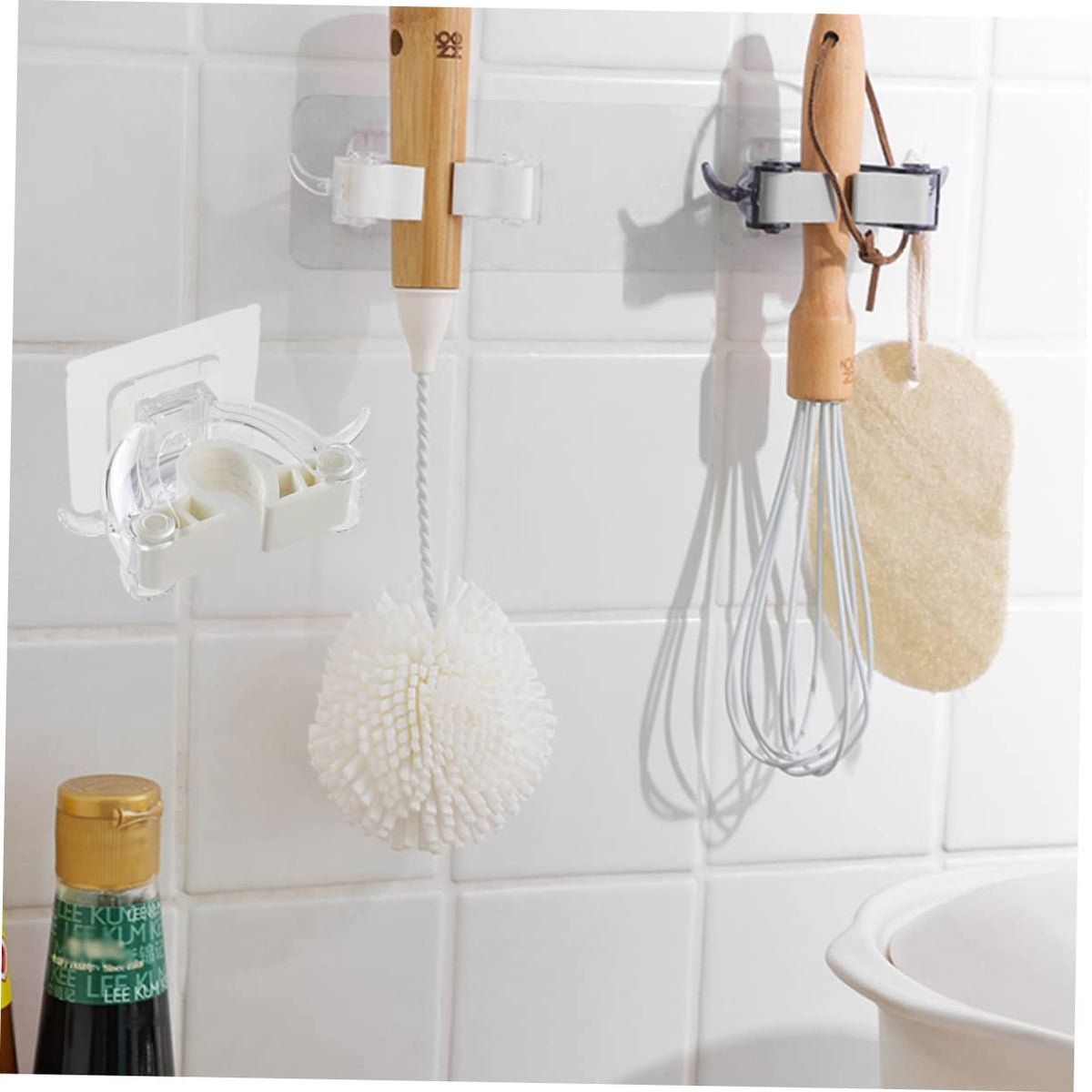 2 Pcs Seamless Mop Holder Wall Mounted No Drill Broom Hanger Clip Plastic Mop Hook for Home Kitchen Bathroom Organizer