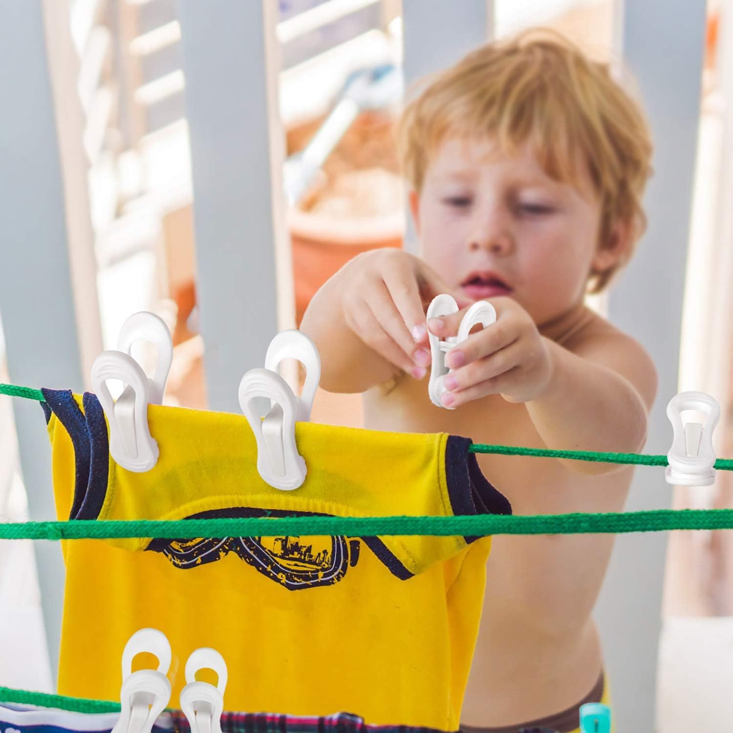 White Plastic Hanger Clips (50 Count)