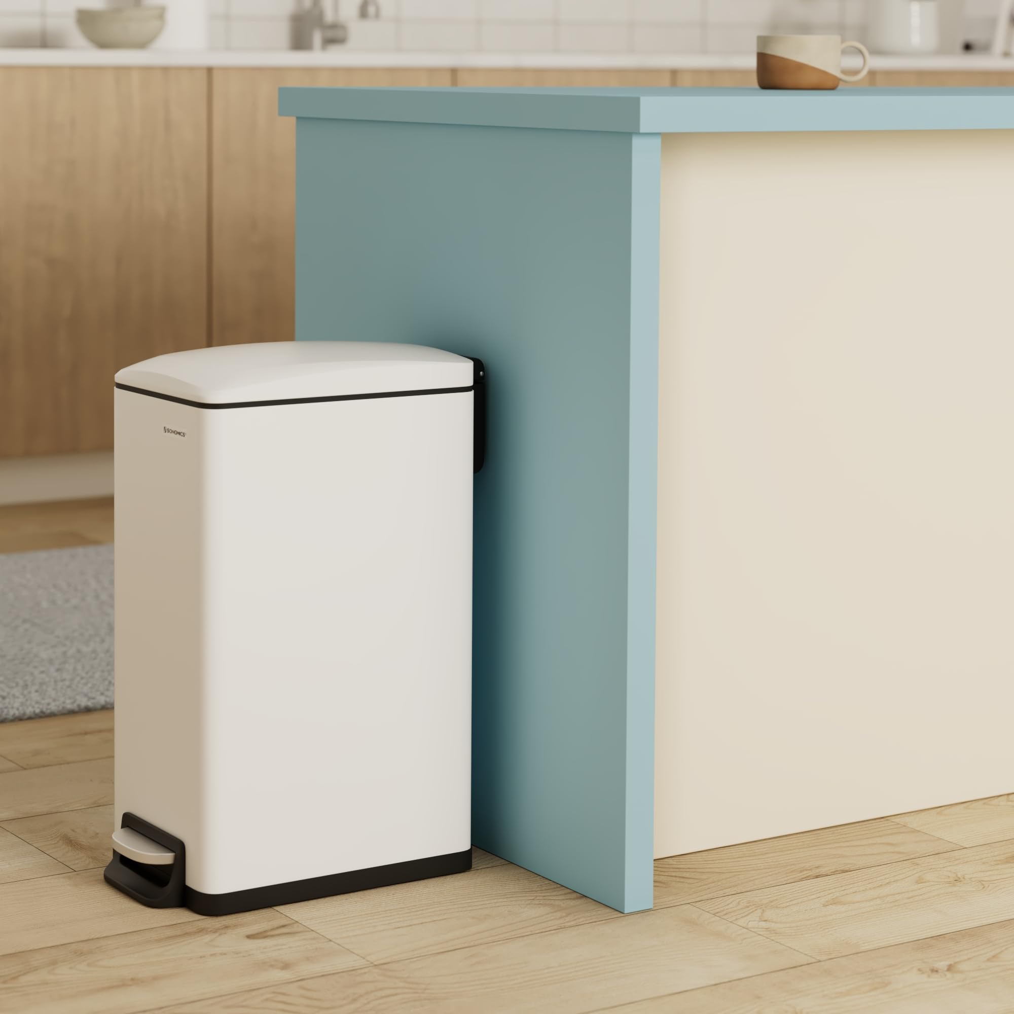 Slim Trash Can