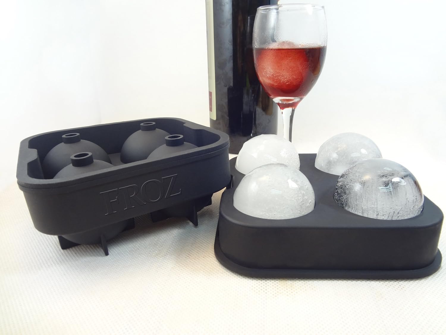 Housewares Solutions Froz Ice Ball Maker