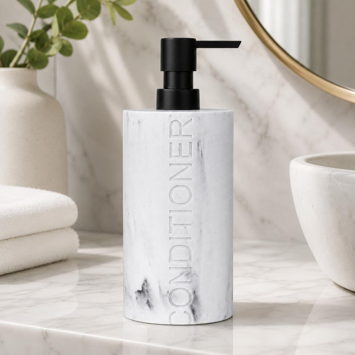 Conditioner Dispenser Luxurious Refillable Pump Bottle with Embossed Text