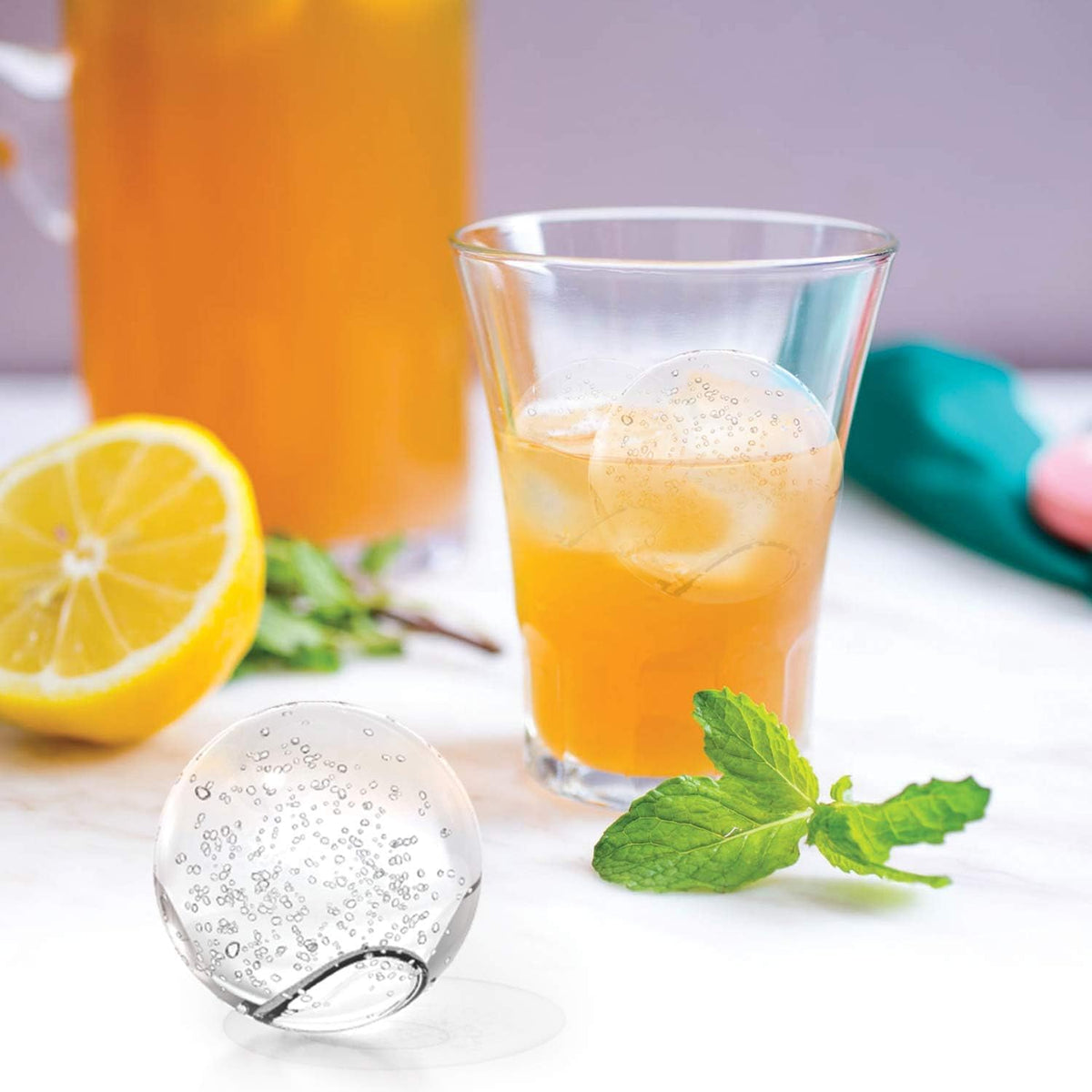 Housewares Solutions Froz Ice Ball Maker