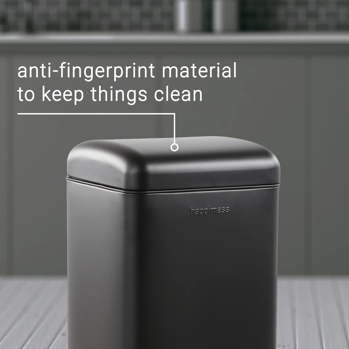 Betty 8 Gal Step Trash Can Soft