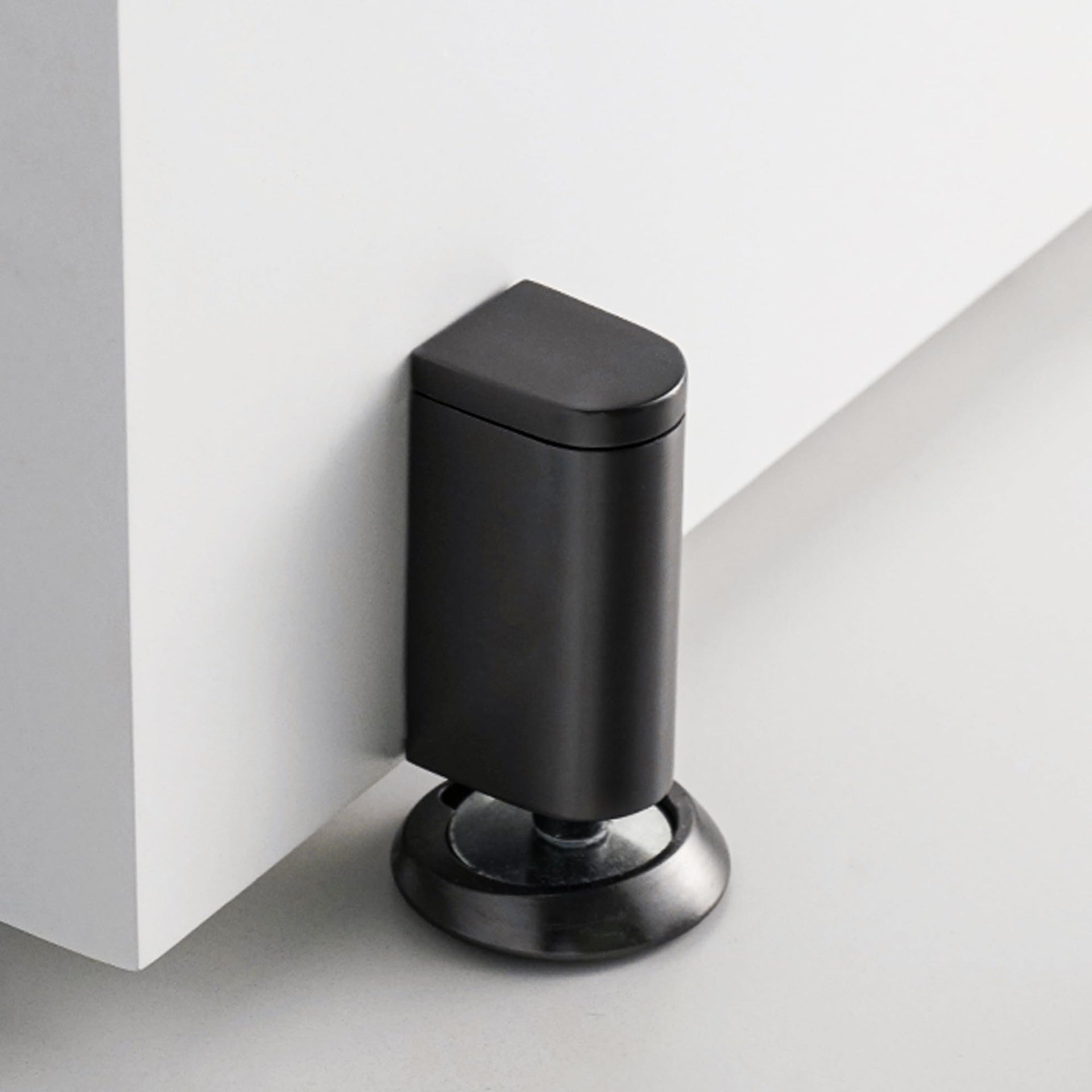 Windproof Magnetic Door Stoppers
