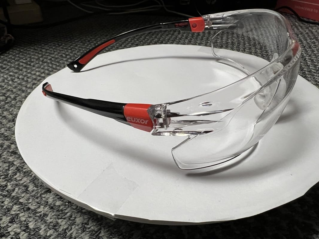 Red Frame New (2 Count)