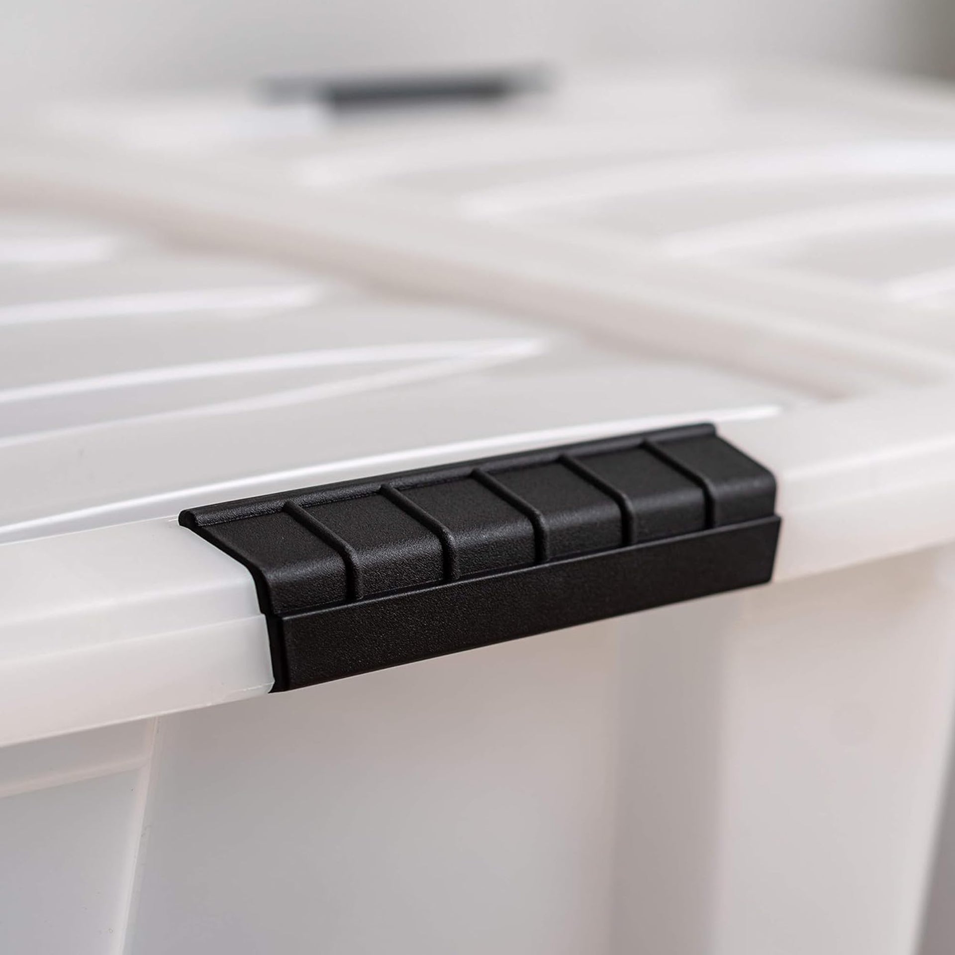 6 Pack 40 Quart Storage Bins with Lids (6 Count)