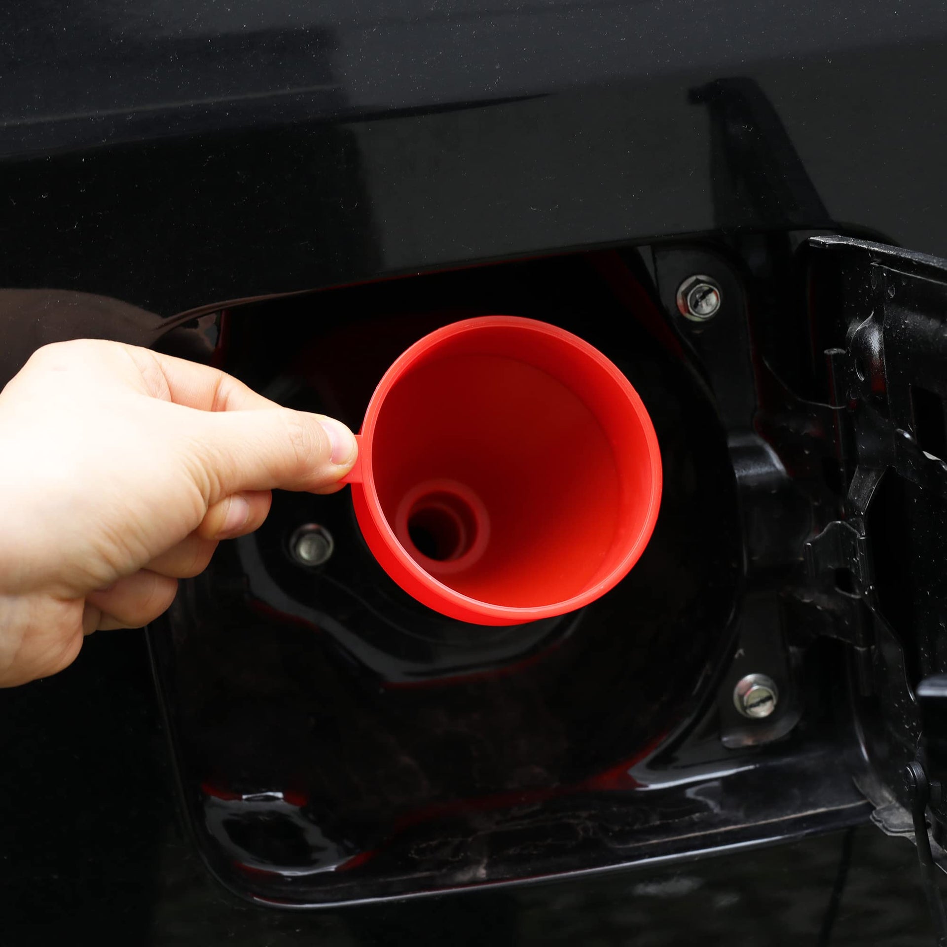 Small Flexible Fuel Funnel with Long Hose Plastic Wide Mouth Filling Funnel Car Funnel for Engine Oil Gas Fuel Gasoline Diesel Water Fluid Liquid Transmission Red Wide Diameter 3.15inch
