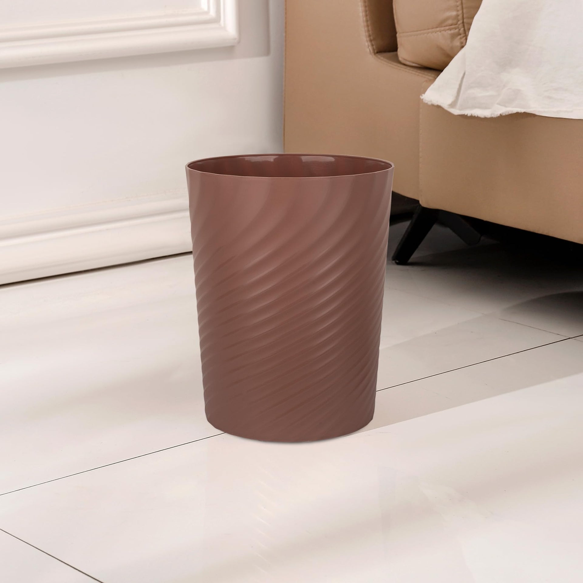 Plastic Small Bathroom Trash Can Wastebasket Garbage Can