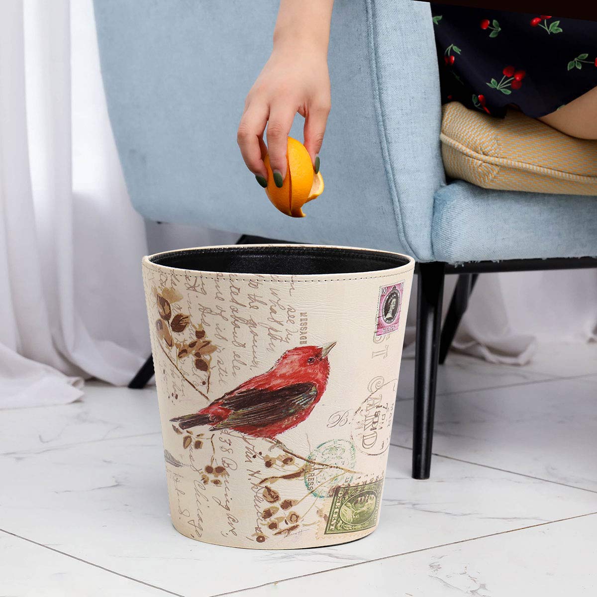 PU Leather Small Trash Can Wastebasket