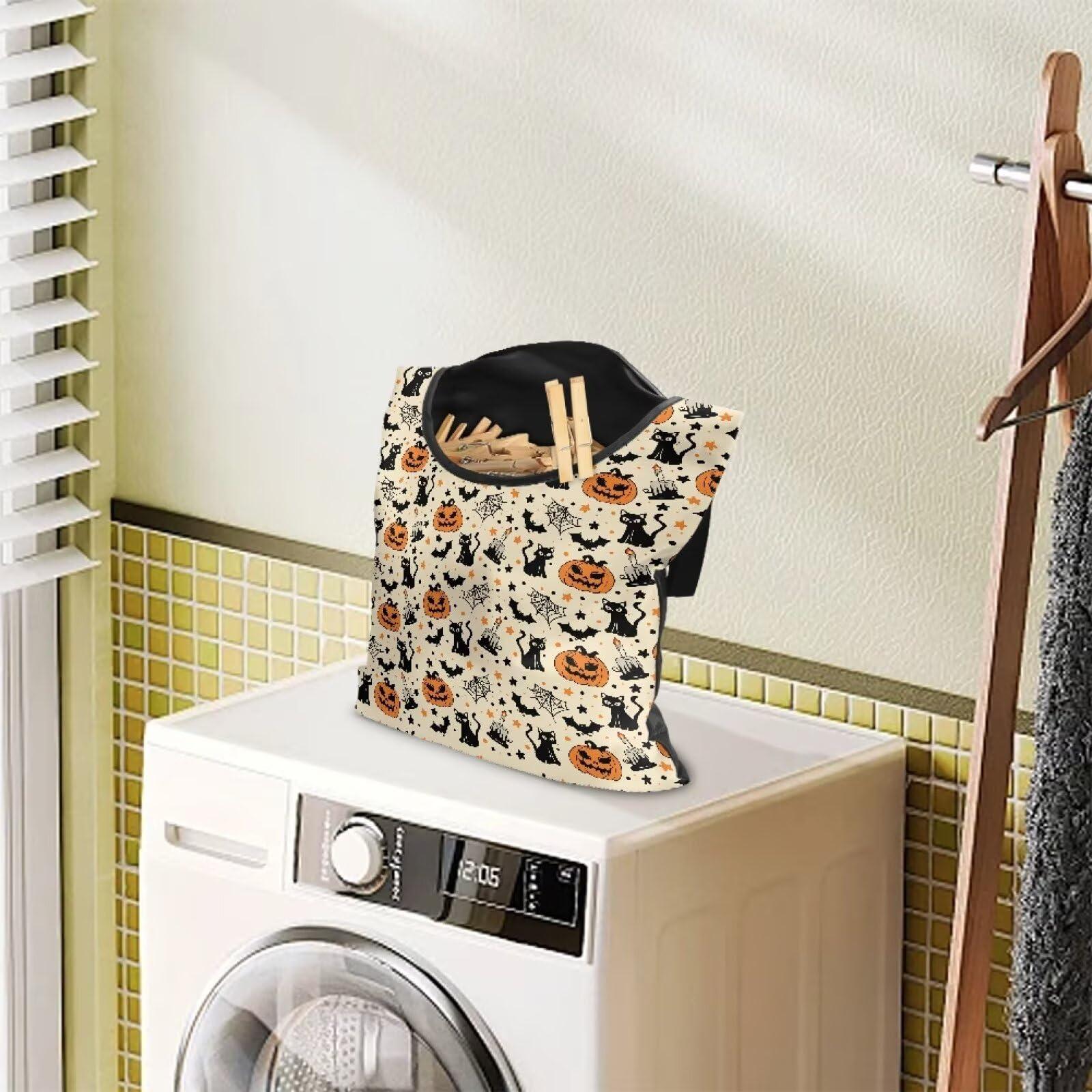 Cream Pumpkin Clothespin Organizer Bag Halloween Clothespin Bags with Hanging Hook Waterproof Clothes Pin Storage Organizer with Large Opening Clothespins Bag for Clothesline Outdoor