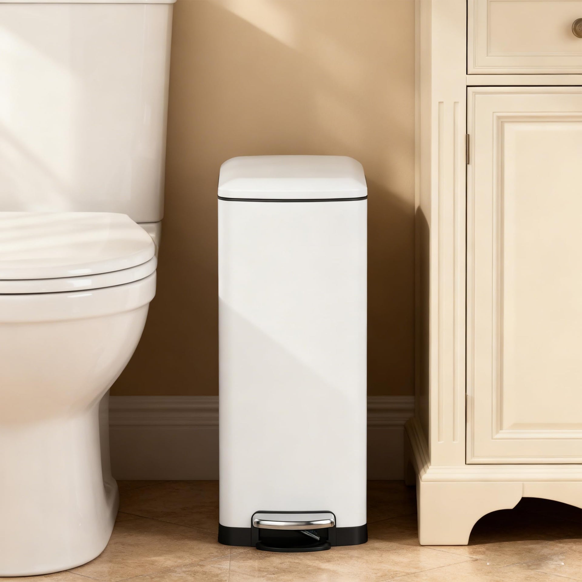 30 L Kitchen Step Trash Can