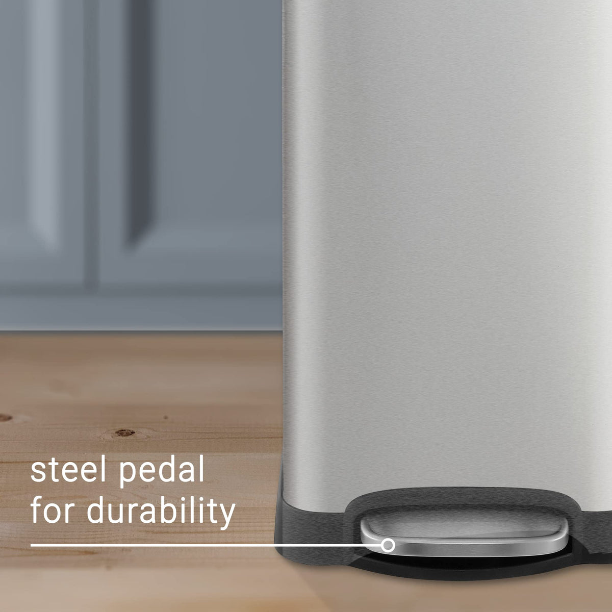 Betty 8 Gal Step Trash Can Soft