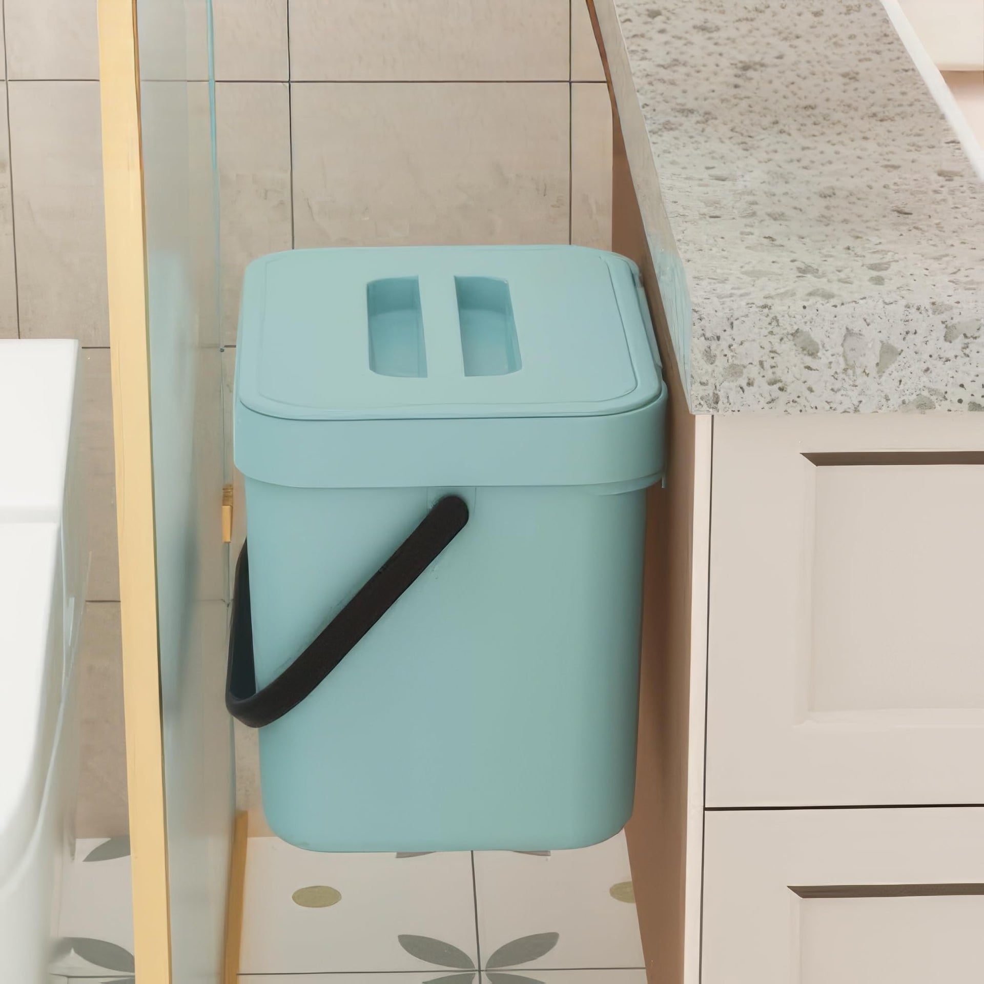 1.8 Gal Hanging Trash Can with Lid