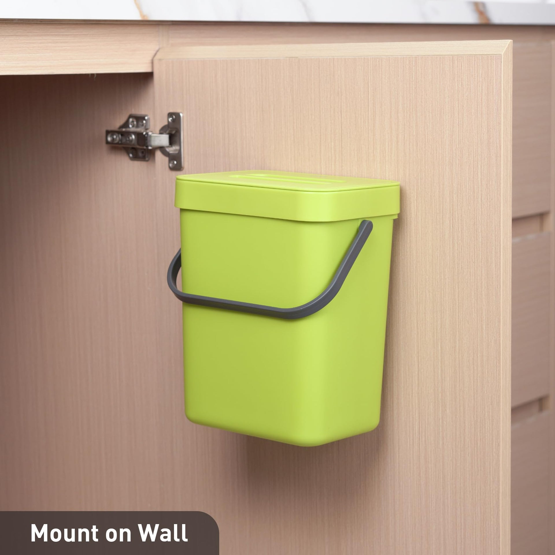 Puro Wall Mounted Trash Can with Lid