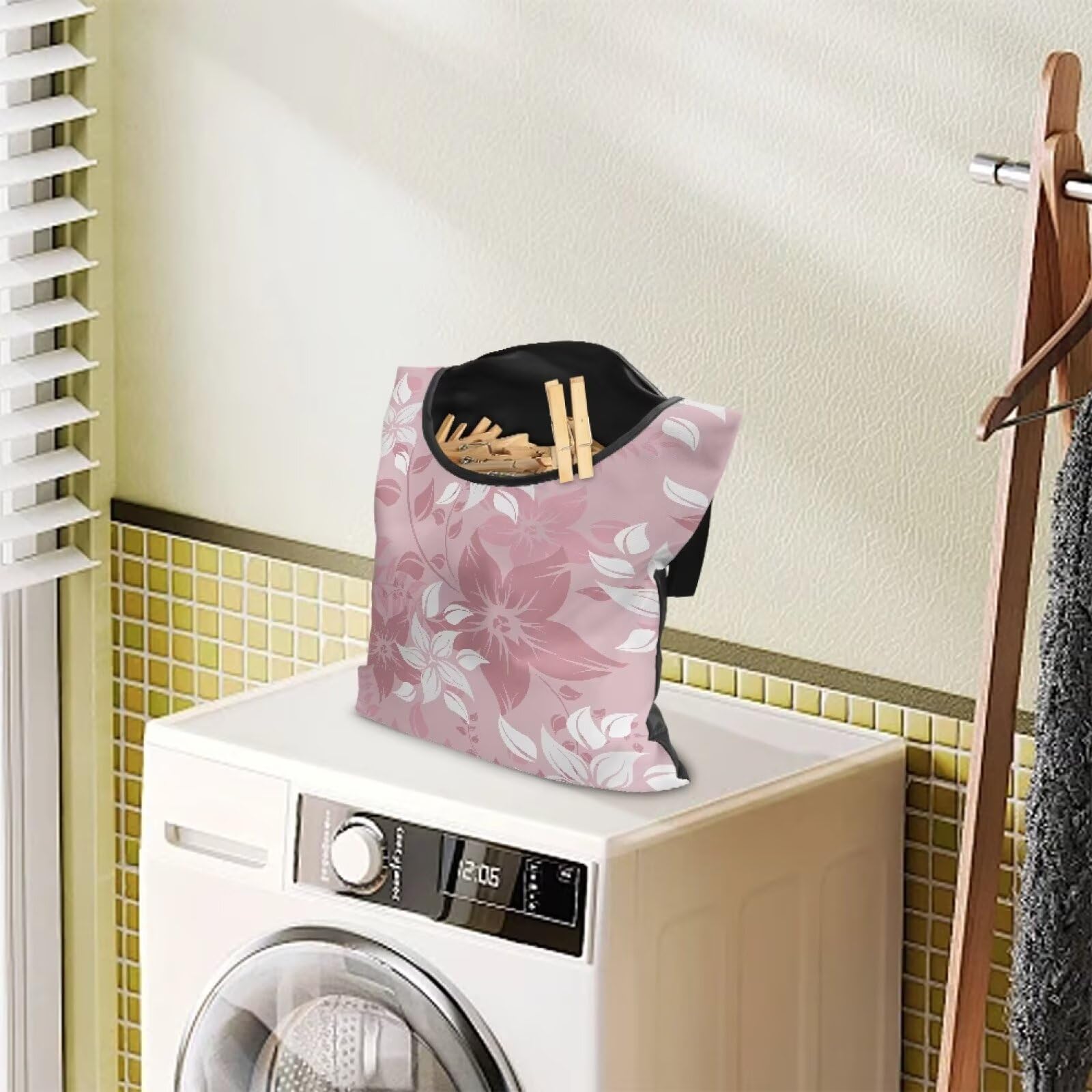 Reinforced Outdoor Clothespin Storage