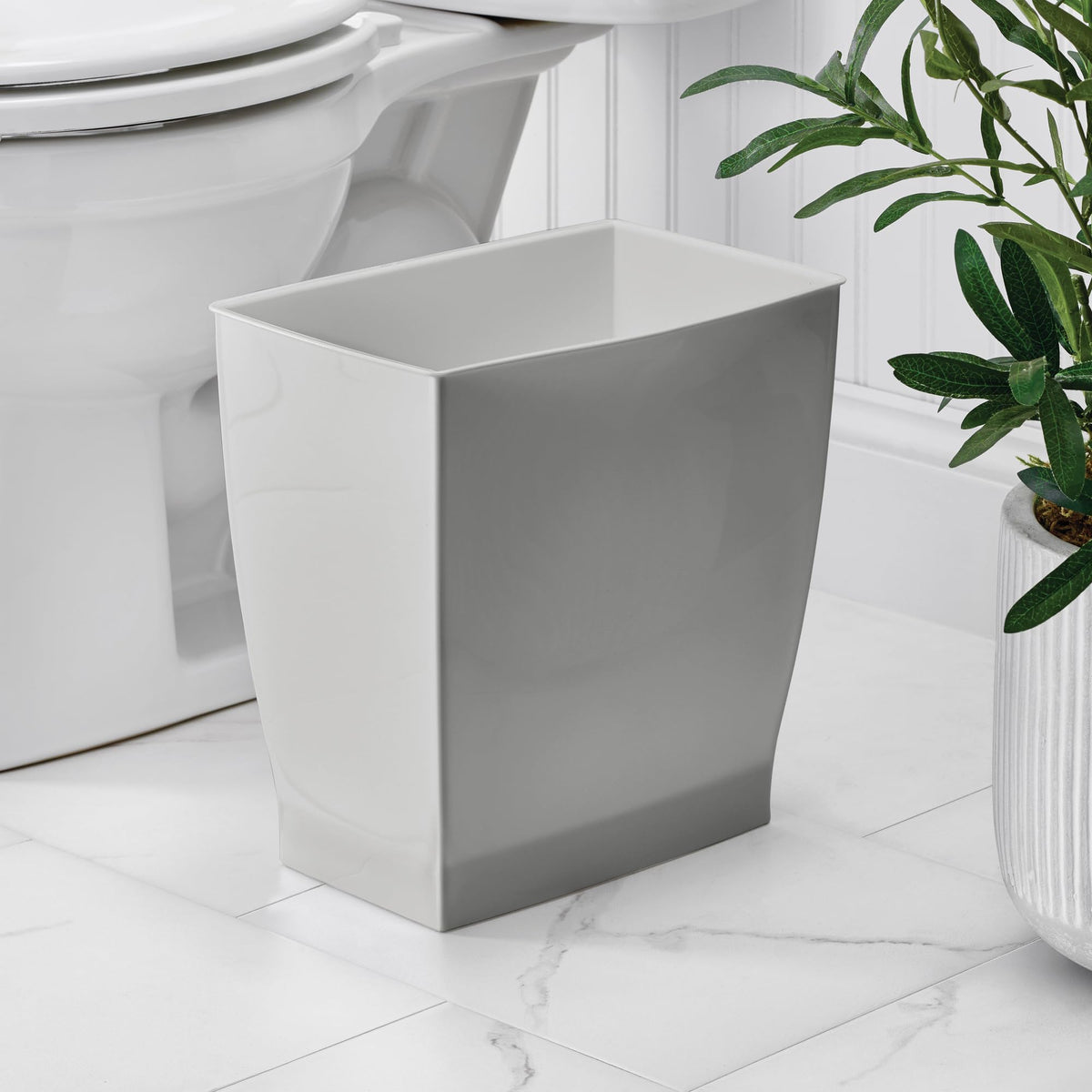 Small Plastic Bathroom Trash Can