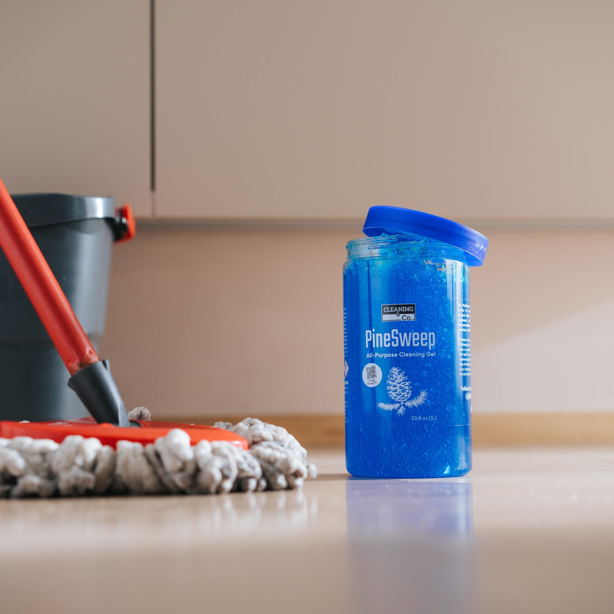 All Purpose Cleaning Gel with Pine Oil (405.6 Fl Oz)