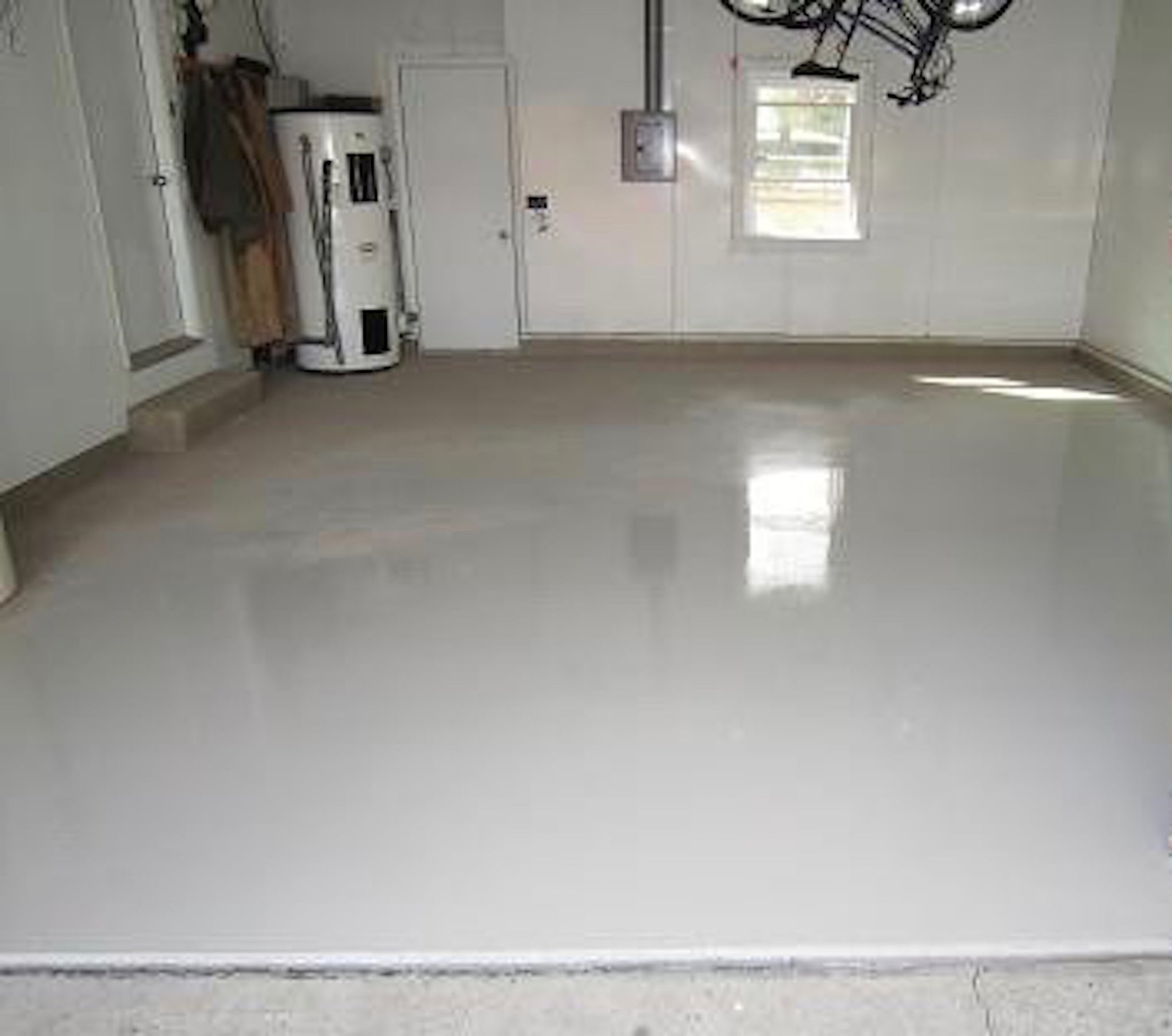 Coloredepoxies 10013 White Epoxy Resin Coating Made with Beautiful and Vibrant Pigments (1920 Fl Oz)