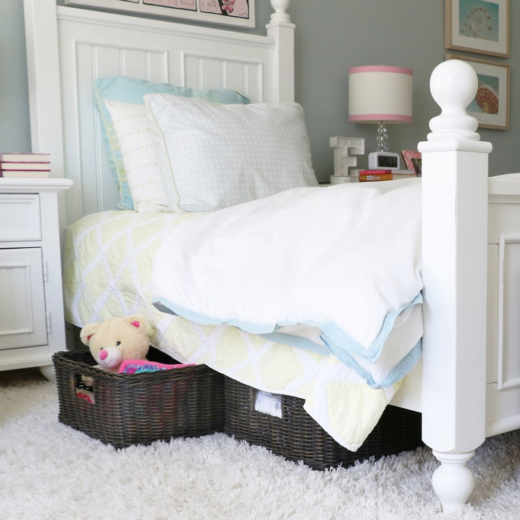 Underbed Wicker Storage Basket