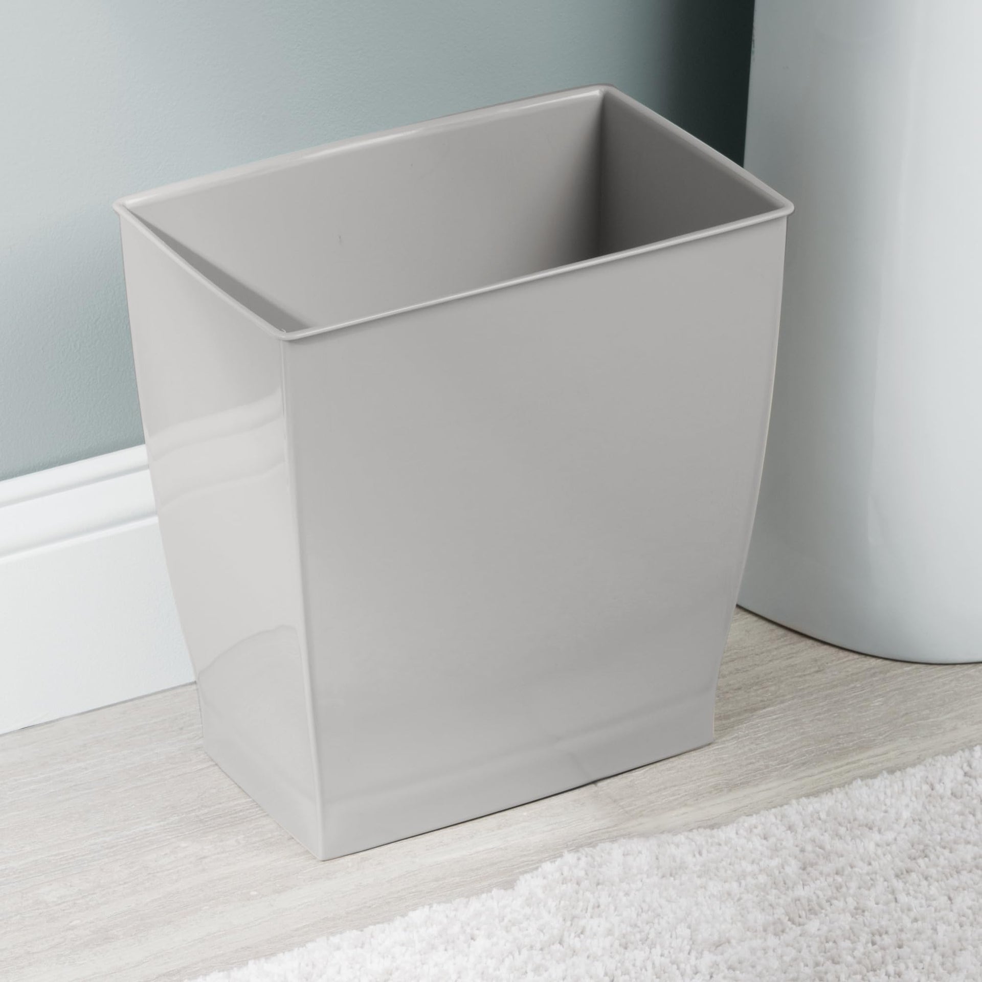 Small Plastic Bathroom Trash Can (2 Count)