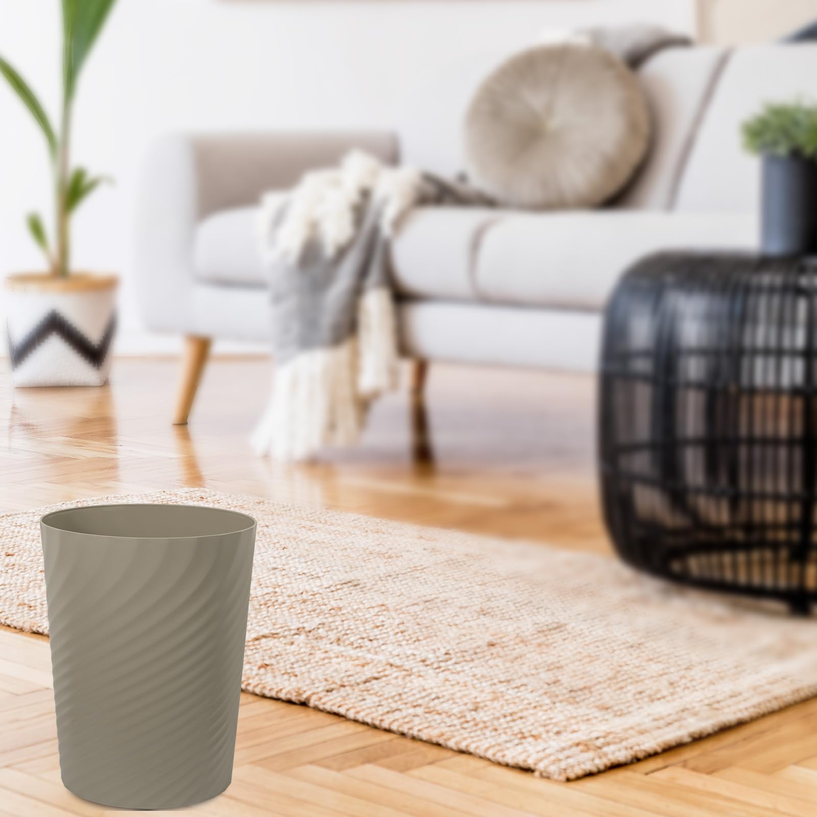 Plastic Small Bathroom Trash Can Wastebasket Garbage Can