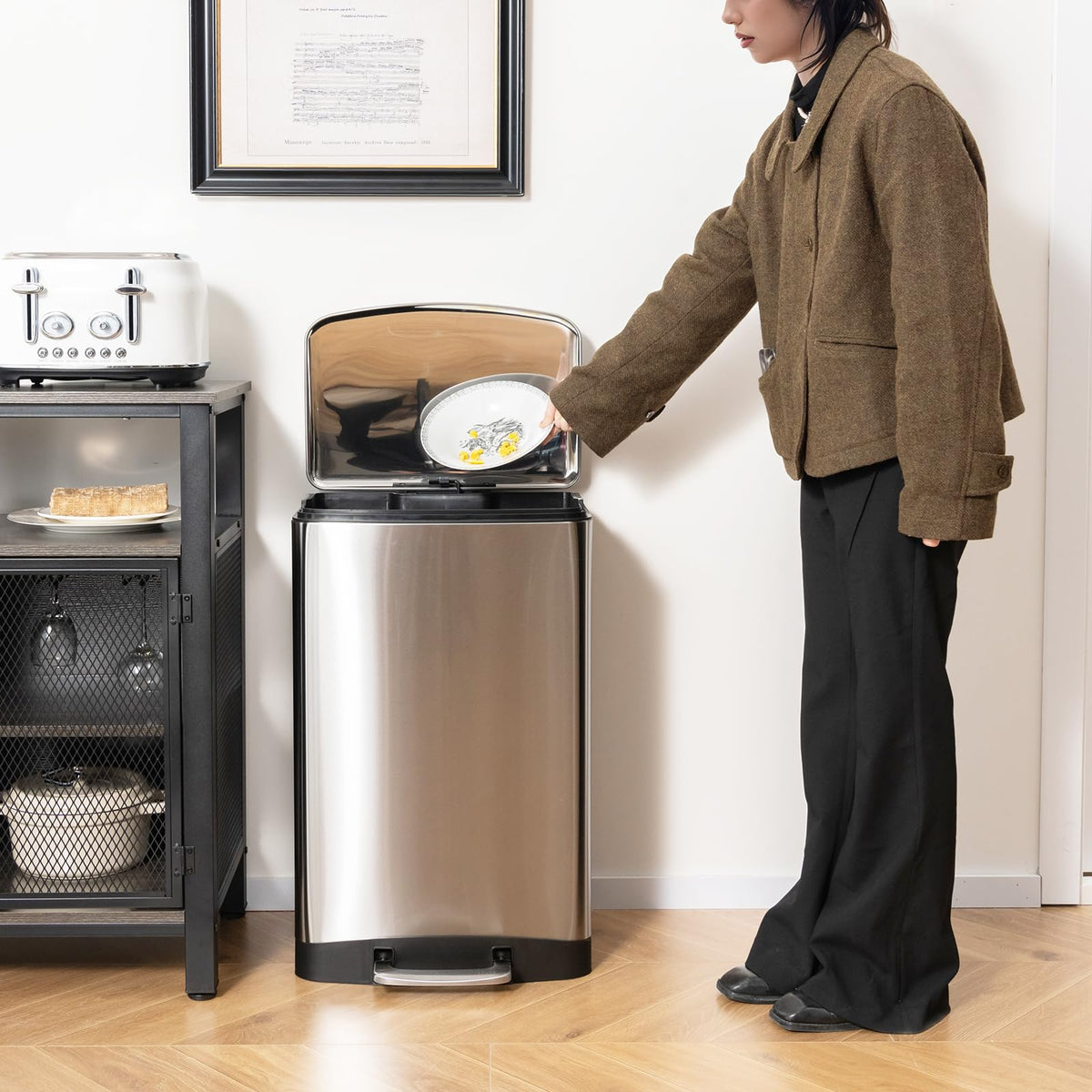 13.2 Gal Kitchen Trash Can