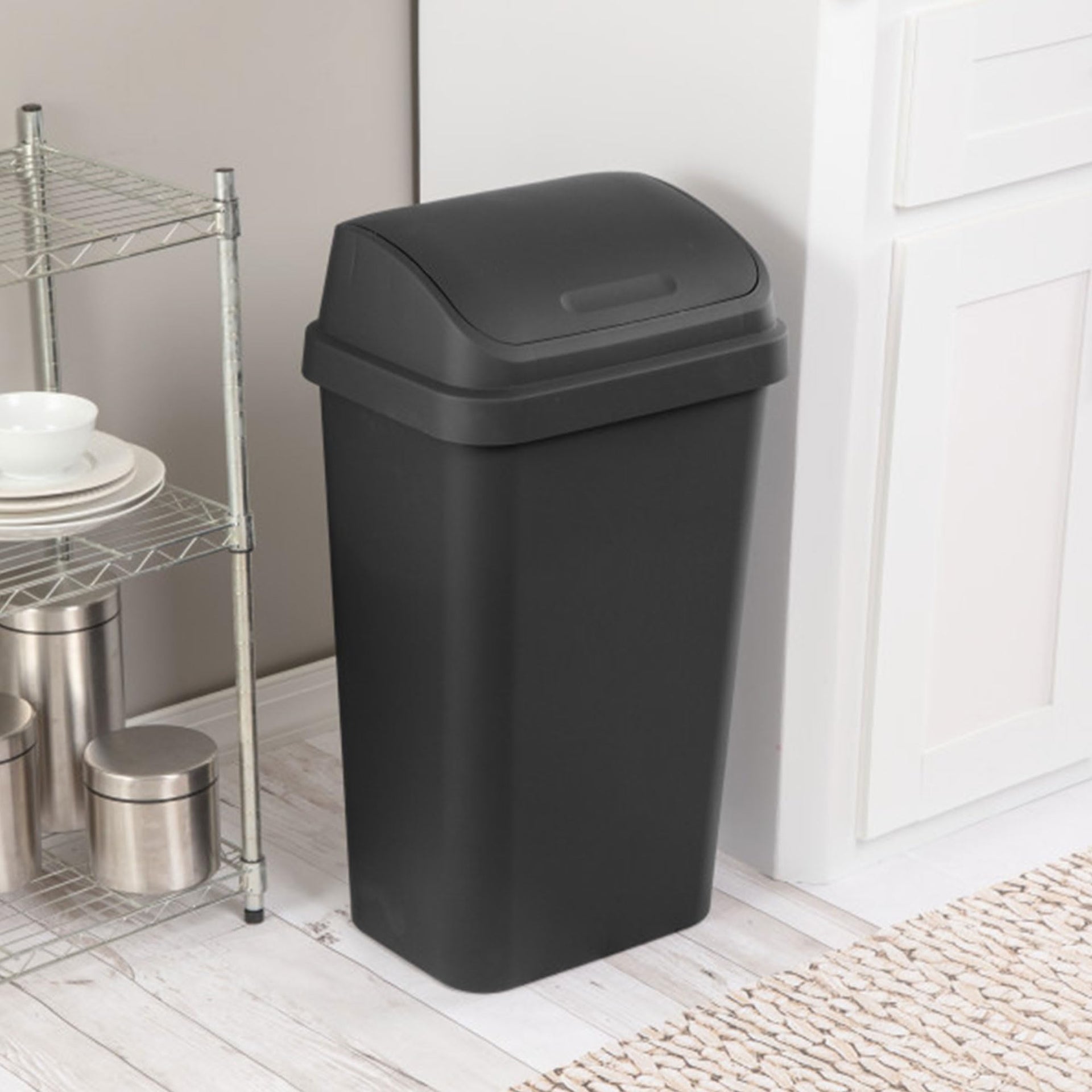 Swing Top Wastebasket (16 Count)