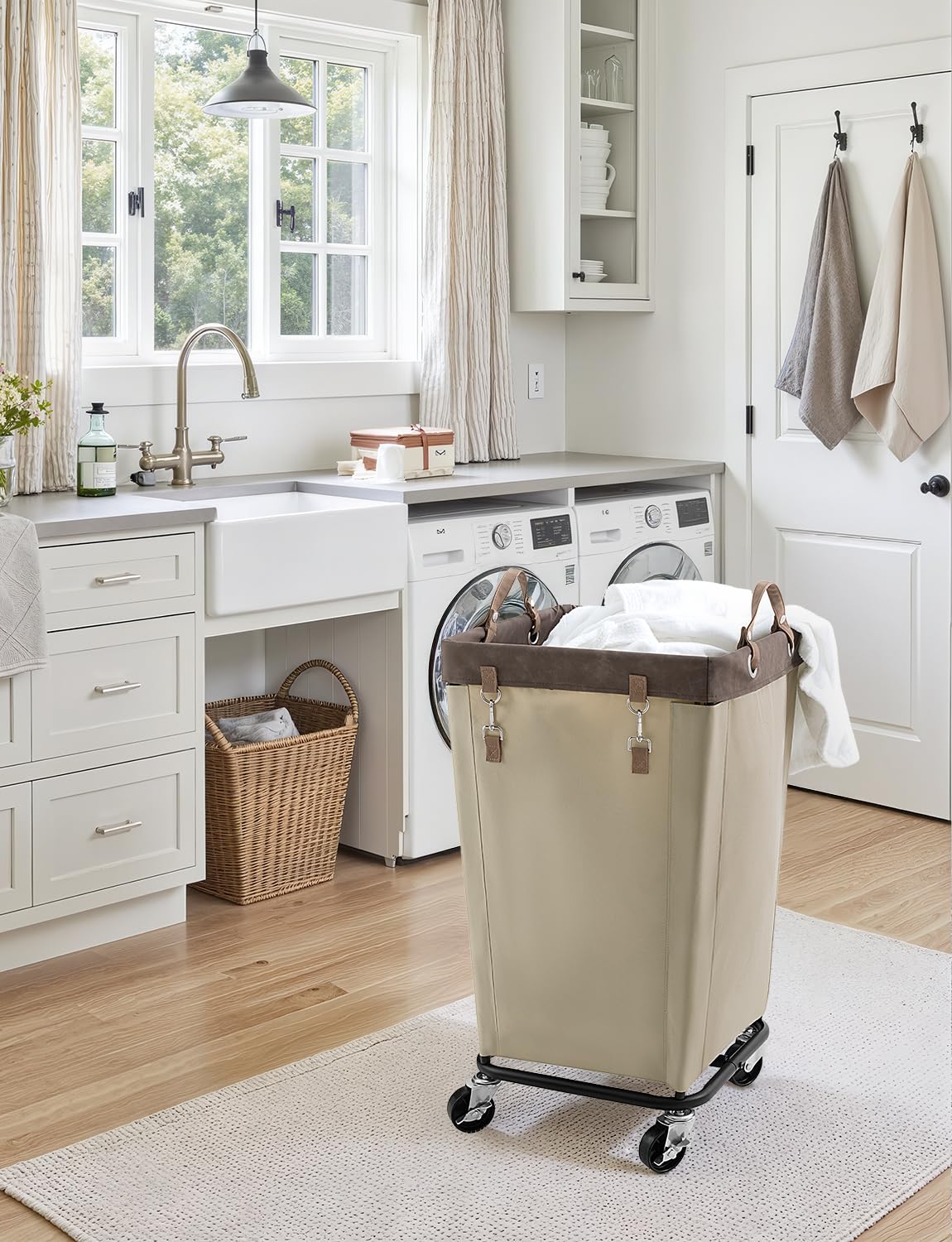 160L Laundry Basket with Wheels