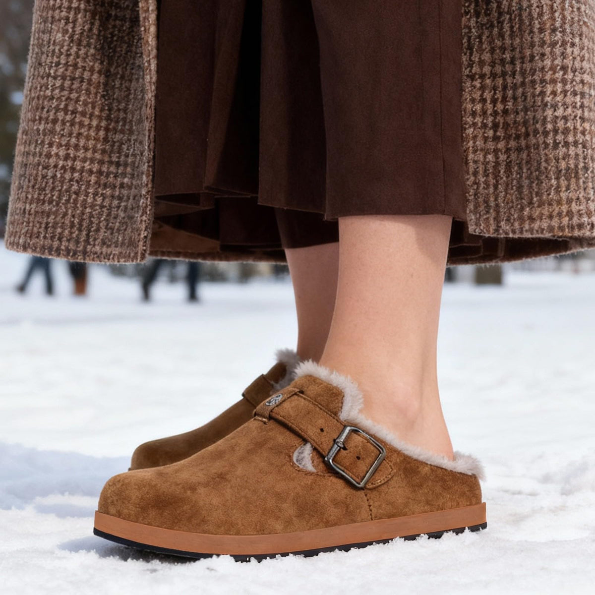 Fur Lined Clogs for Women Men Winter Slippers