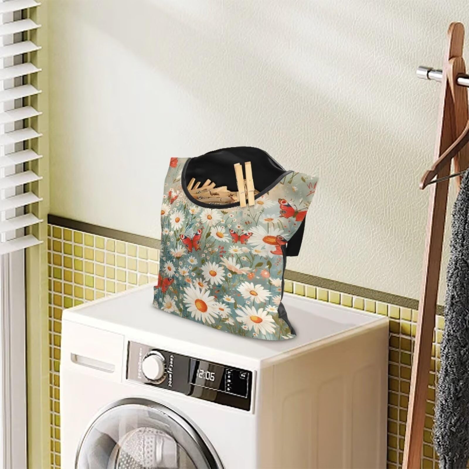 Daisy Clothespin Bag Butterfly Laundry Hanging Storage Organizer Clothes Pin Hanging Bags with Rope Clothespin Holder with an Space