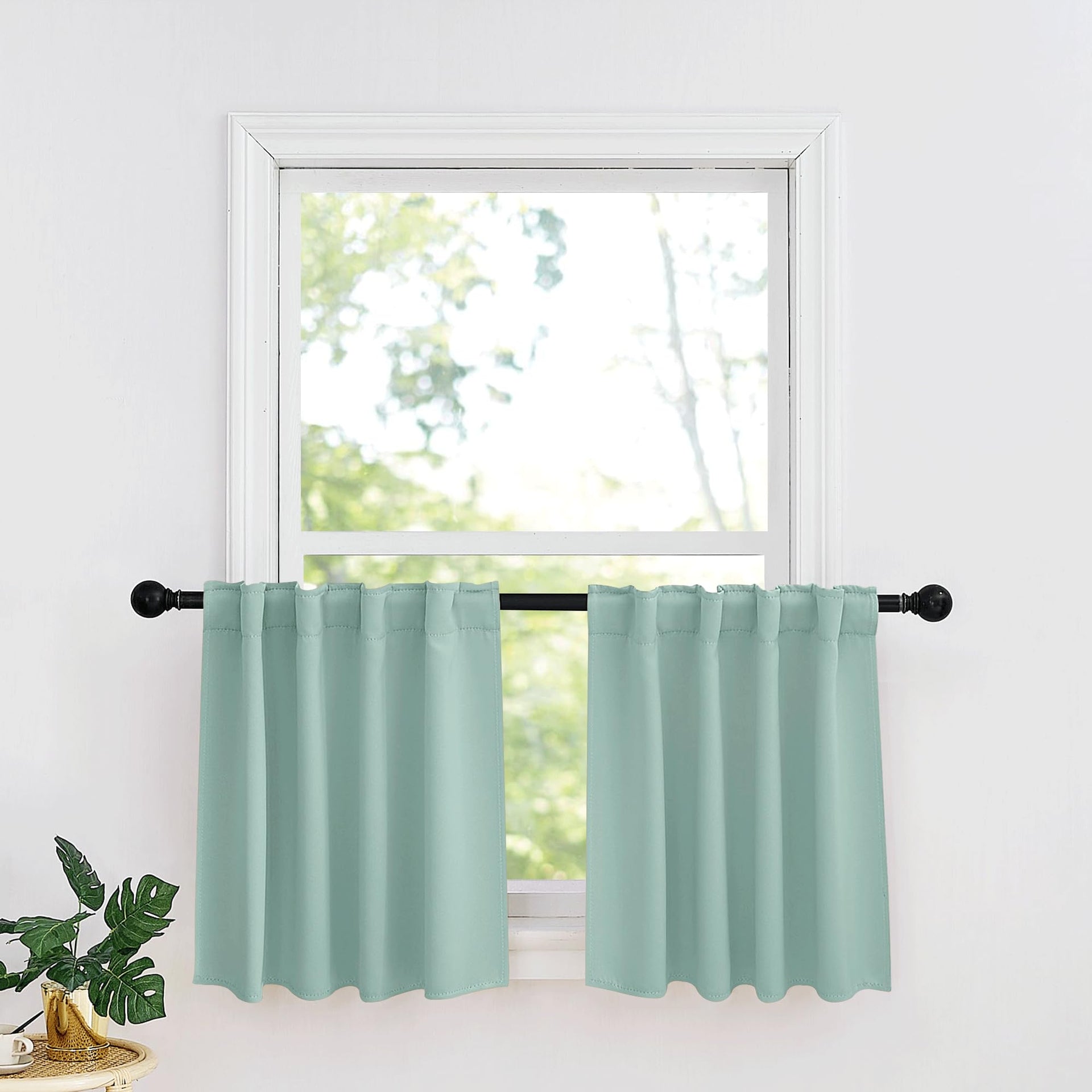 Small Window Curtains (2 Count)
