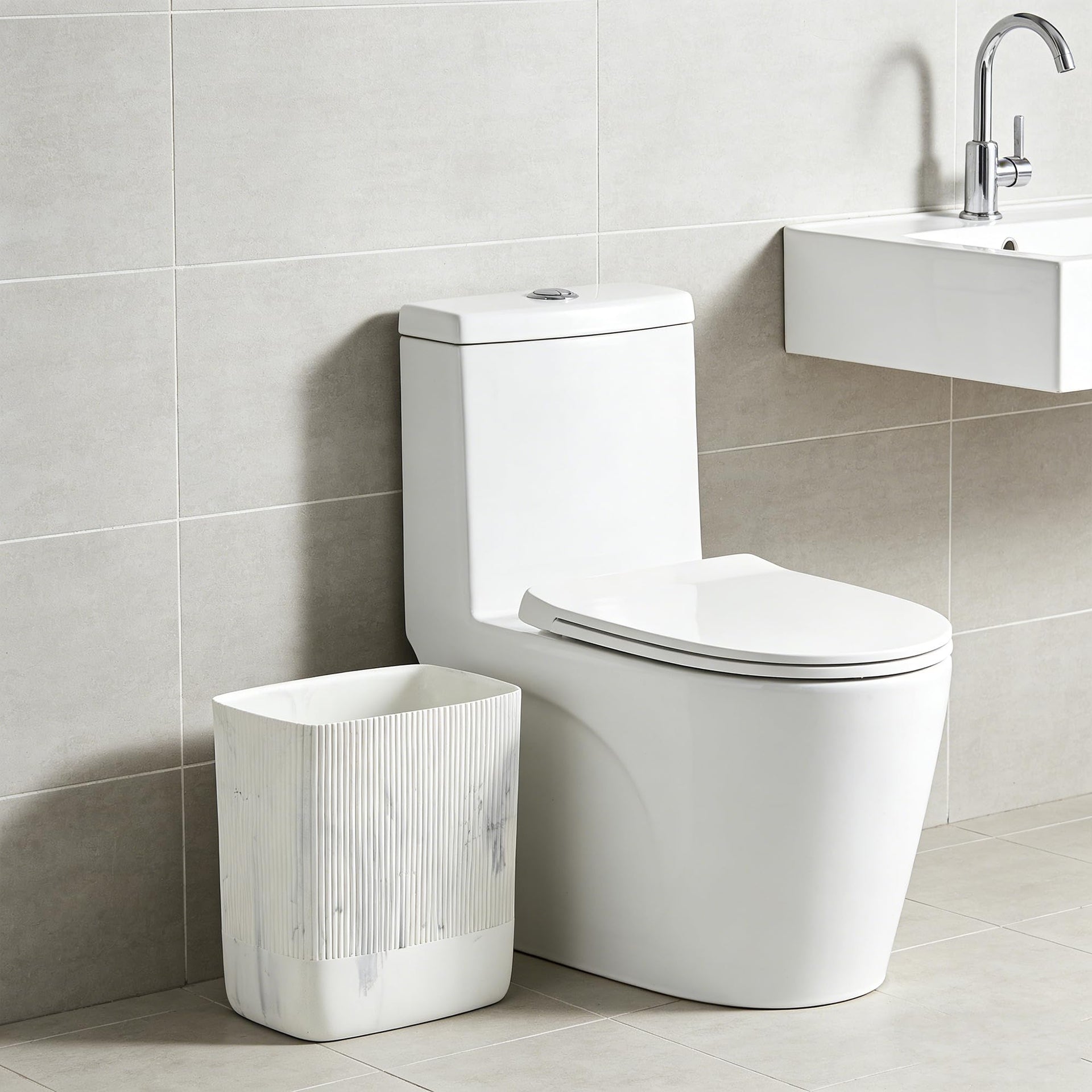 Bathroom Trash Can 1.8 Gallon