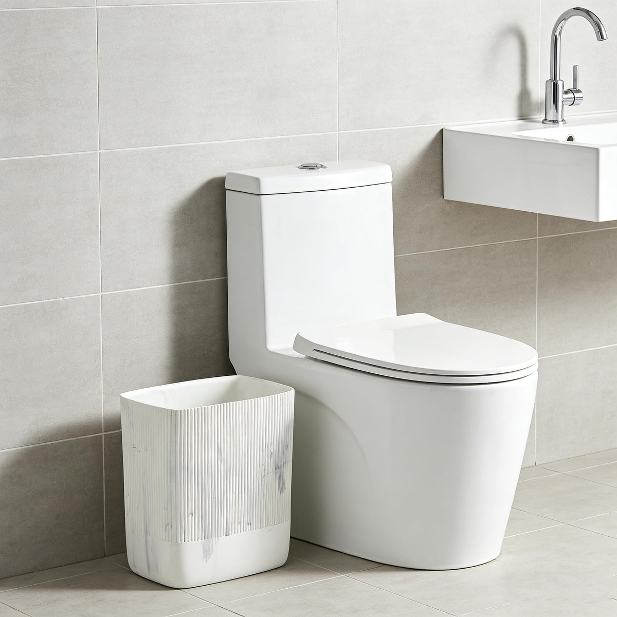Bathroom Trash Can 1.8 Gallon