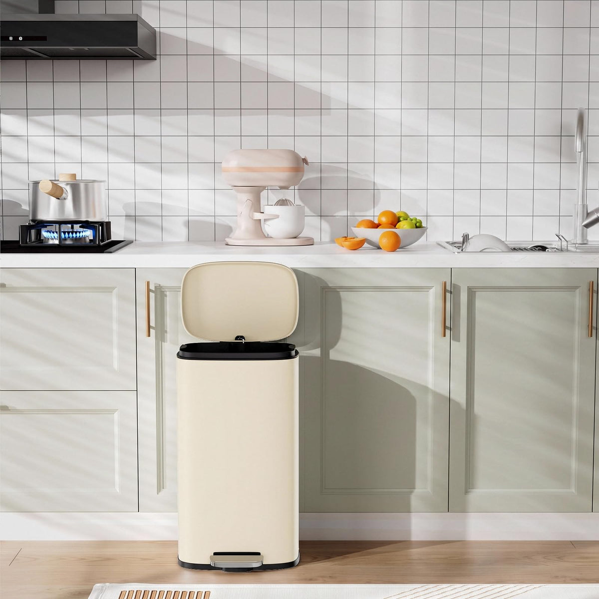 8 Gallon Step Kitchen Trash Can