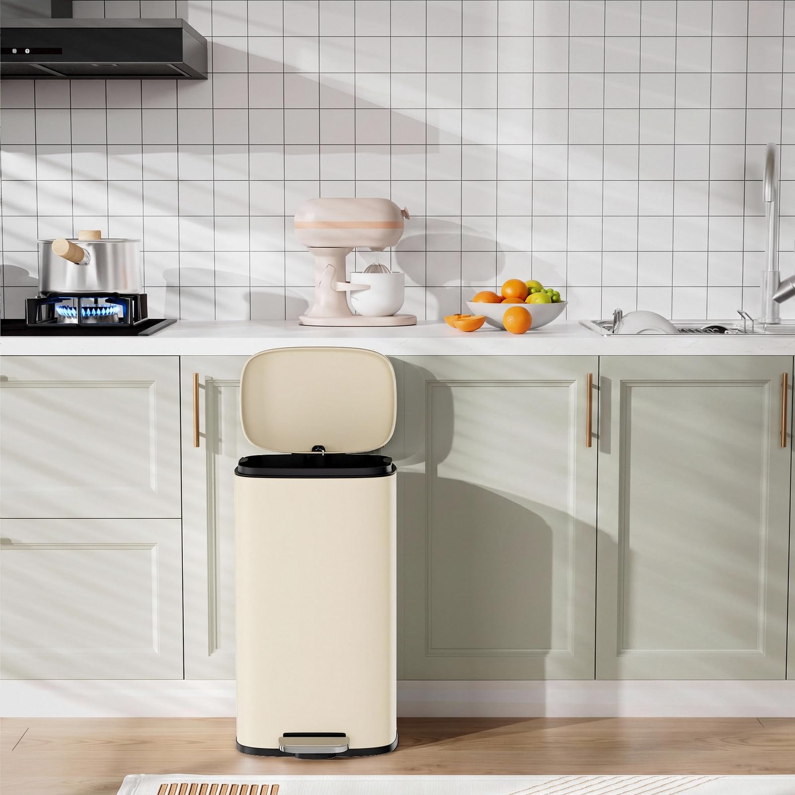 8 Gallon Step Kitchen Trash Can