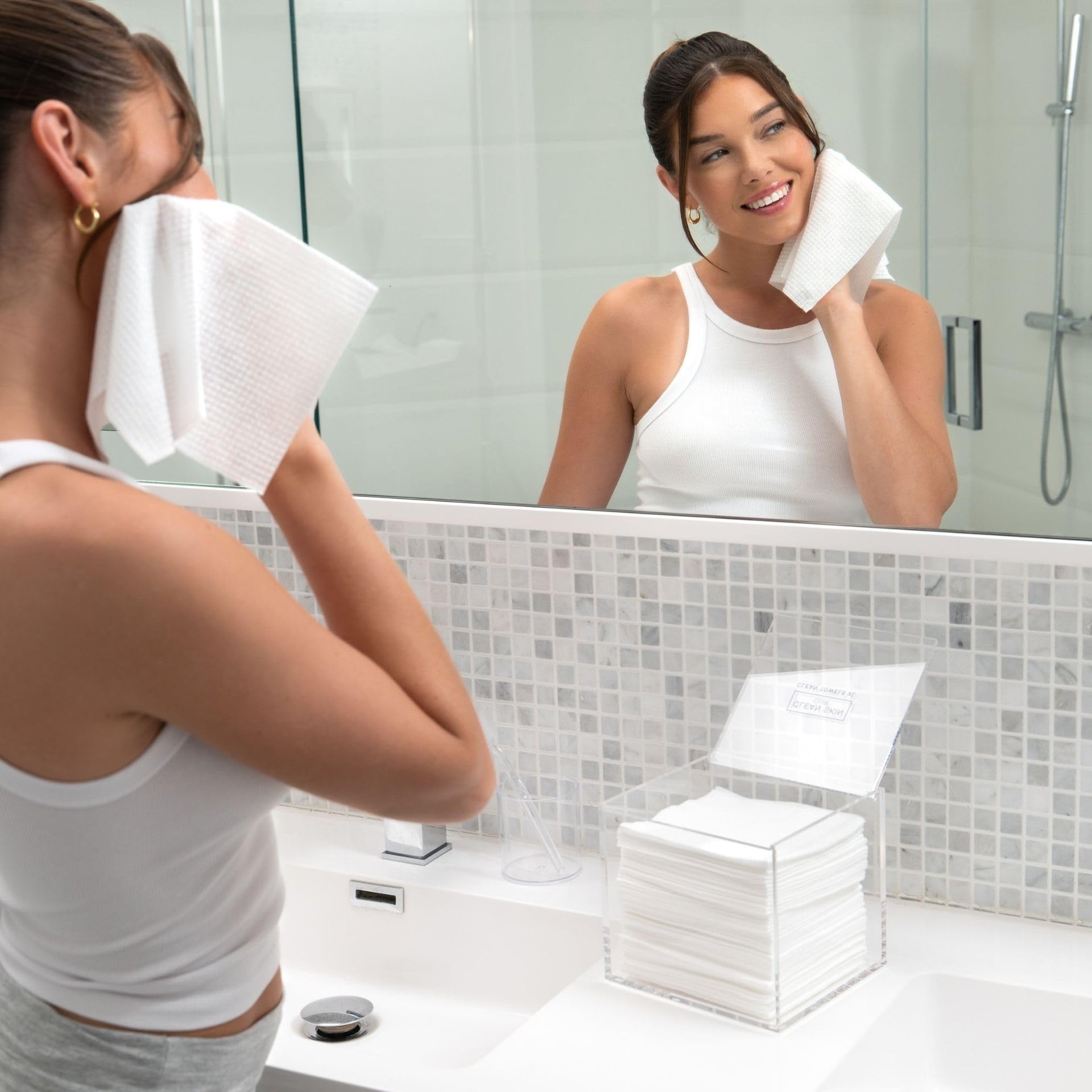 Clear Acrylic Box for Clean Towels XL